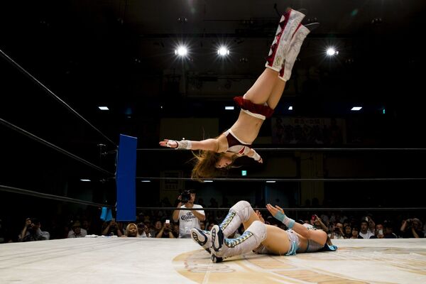 ¿Sexo débil?: Lucha libre de mujeres en Japón - Sputnik Mundo
