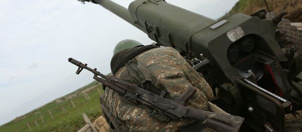 Moscú respeta balance de intereses al suministrar armas a Ereván y Bakú - Sputnik Mundo