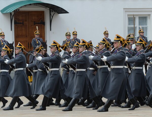 Regimiento Presidencial: 80 años en guardia en el Kremlin de Moscú - Sputnik Mundo