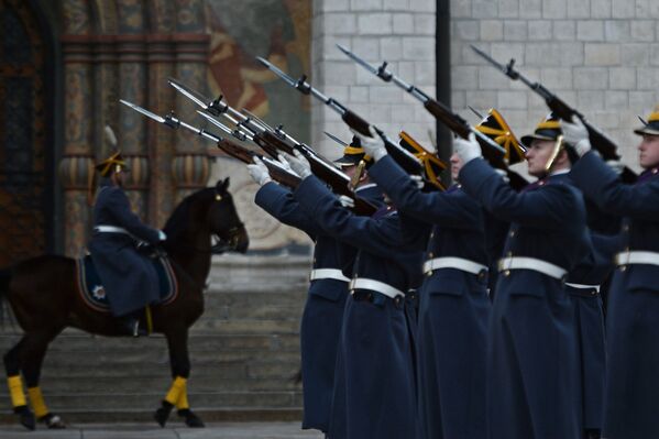 Regimiento Presidencial: 80 años en guardia en el Kremlin de Moscú - Sputnik Mundo
