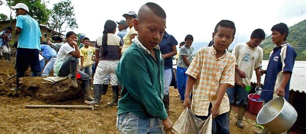 Obras de restauración en la municipalidad colombiana en Tacueyo - Sputnik Mundo
