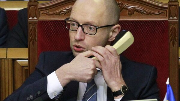 El primer ministro de Ucrania Arseni Yatseniuk el en Parlamento en Kiev, Ucrania El 18 de diciembre del 18, 2015 - Sputnik Mundo