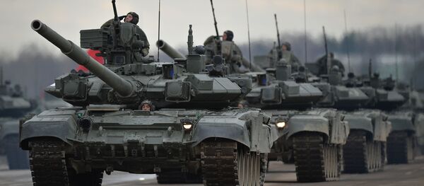 Tanques, aviones y mujeres militares: Los ensayos para el Día de la Victoria - Sputnik Mundo