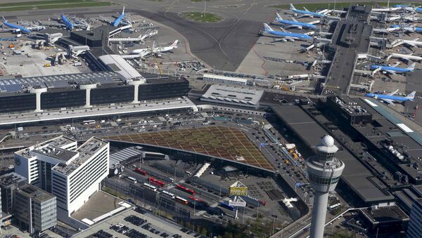 Aueropuerto de Schiphol, cerca de Ámsterdam - Sputnik Mundo