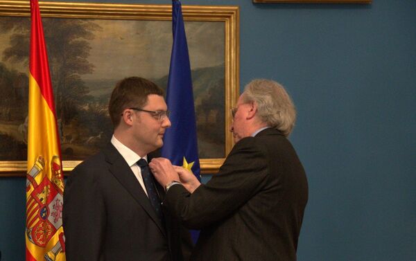 La condecoración de Vasili Tsereteli - Sputnik Mundo