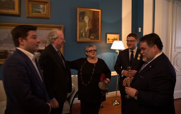 La condecoración de Vasili Tsereteli - Sputnik Mundo