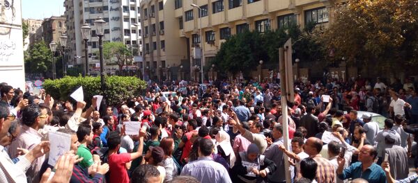 Manifestaciones contra la decisión del Gobierno de ceder a Arabia Saudí las islas de Tirán y Sanafir - Sputnik Mundo