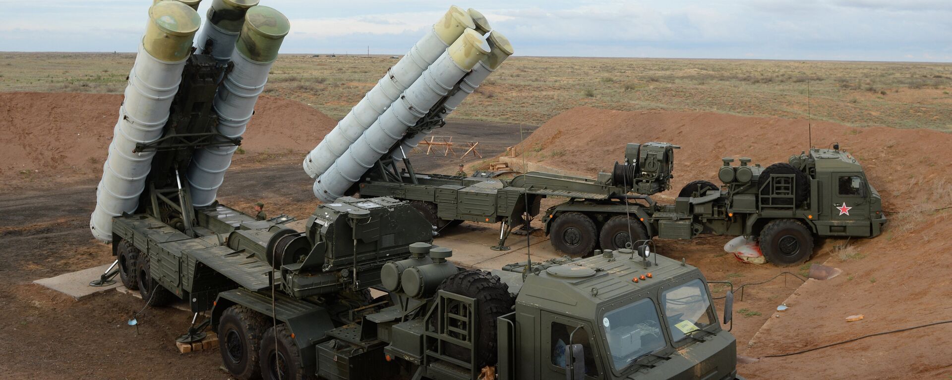 Sistema de misiles S-400 Triumf Sistema de misiles S-400 Triumf - Sputnik Mundo, 1920, 05.04.2022