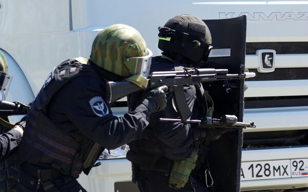 Exhibición del Cuerpo Policial “Berkut” y de las Tropas Especiales de Acción Rápida en Sebastopol - Sputnik Mundo