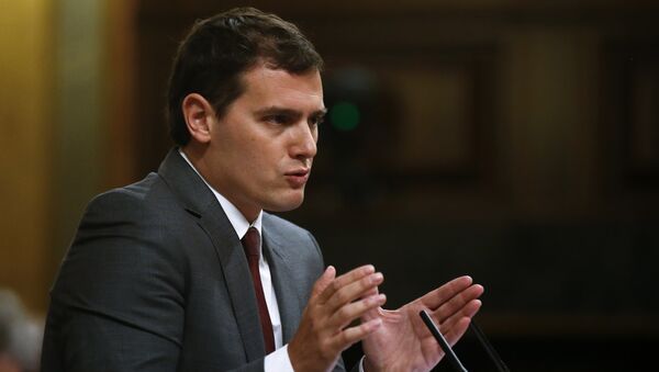 Ciudadanos party leader Albert Rivera speaks during a session in parliament in Madrid, Spain, April 6, 2016. - Sputnik Mundo