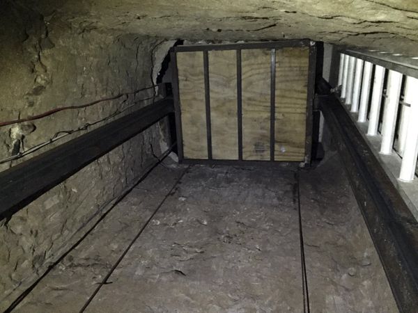 Ascensor en el nacrotúnel entre México y EEUU - Sputnik Mundo