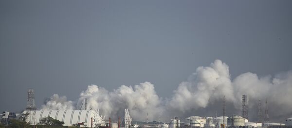 Explosión en el Complejo Petroquímico Pajaritos - Sputnik Mundo