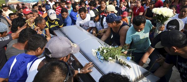 Sube a 27 balance de muertos por explosión en planta petroquímica en México - Sputnik Mundo