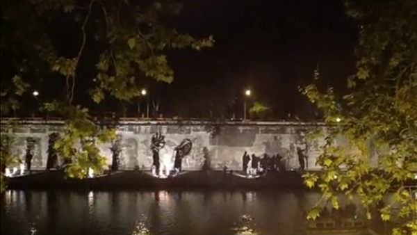 Triunfos y Lamentos, espectáculo callejero en Roma - Sputnik Mundo