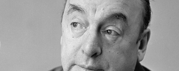 El poeta chileno Pablo Neruda en Moscú - Sputnik Mundo