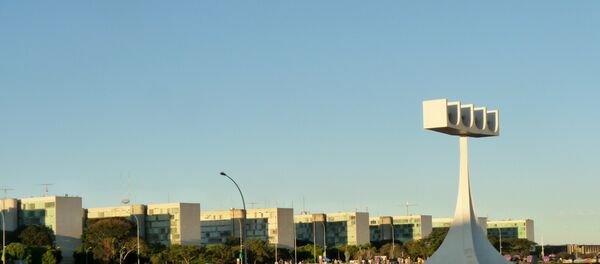 Sede de los ministerios del gobierno brasileño en Brasilia (archivo) Sede de los ministerios del gobierno brasileño en Brasilia (archivo) - Sputnik Mundo