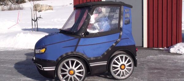 El bicicoche inventado por el sueco Mikael Kjellman El bicicoche inventado por el sueco Mikael Kjellman - Sputnik Mundo