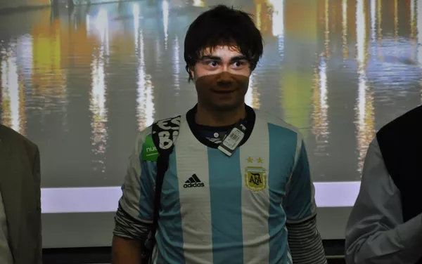 Alexander Rybak, cantante y violinista bielorruso, durante la rueda de prensa en Buenos Aires Alexander Rybak, cantante y violinista bielorruso, durante la rueda de prensa en Buenos Aires - Sputnik Mundo