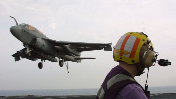 Avión estadounidense de la guerra electrónica EA-6B Prowler - Sputnik Mundo
