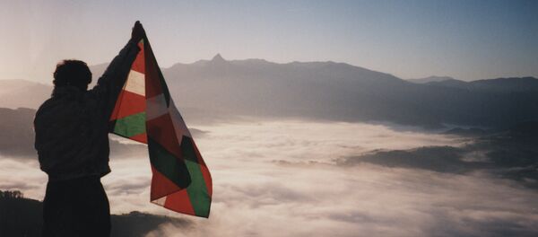 La ikurriña, bandera del País Vasco - Sputnik Mundo