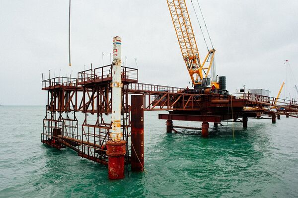 La construcción de un puente temporal - Sputnik Mundo