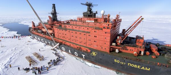 Rompehielos nuclear 50 años de la Victoria - Sputnik Mundo