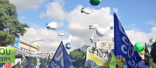 Manifestación sindical contra el Gobierno argentino Manifestación sindical contra el Gobierno argentino - Sputnik Mundo