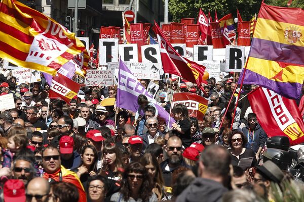 Manifestación en Barcelona el 1 de mayo  - Sputnik Mundo