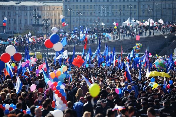 La manifestación del Primero de mayo en la Plaza Roja de Moscú - Sputnik Mundo