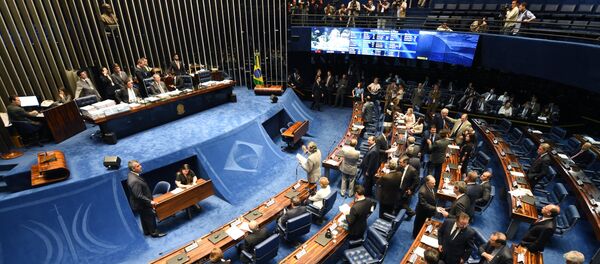 Picture taken during he Senate's session to read the Lower House's decision to go ahead with the impeachment of Brazil's President Dilma Rousseff, in Brasilia on April 19, 2016. Picture taken during he Senate's session to read the Lower House's decision to go ahead with the impeachment of Brazil's President Dilma Rousseff, in Brasilia on April 19, 2016. - Sputnik Mundo