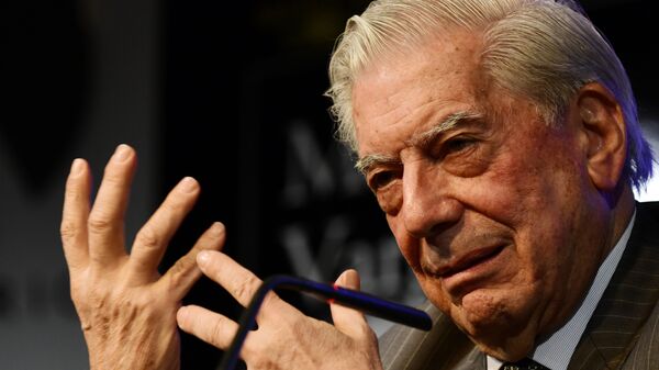 Mario Vargas Llosa, escritor peruano - Sputnik Mundo