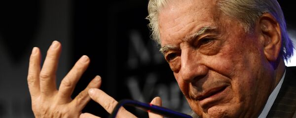 Mario Vargas Llosa, escritor peruano - Sputnik Mundo