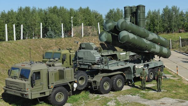 El S-400 Triunfo desplegado en la región de Moscú - Sputnik Mundo