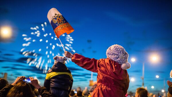 Fuegos artificiales en Moscú - Sputnik Mundo