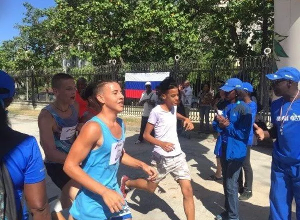 La carrera por la Victoria en La Habana, Cuba La carrera por la Victoria en La Habana, Cuba - Sputnik Mundo