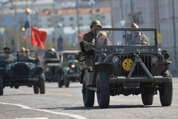 Las ciudades de Rusia celebran el Día de la Victoria - Sputnik Mundo