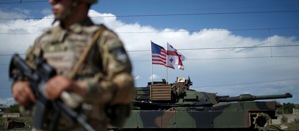 Militar georgiano en la base militar Vaziani - Sputnik Mundo