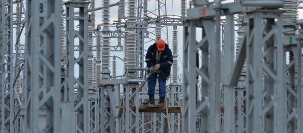 La construcción de la puente energética en Rusia - Sputnik Mundo