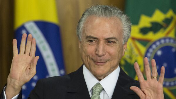 Brazil's acting President Michel Temer arrives to speak in Planalto presidential palace in Brasilia, Brazil, Thursday, May 12, 2016, - Sputnik Mundo