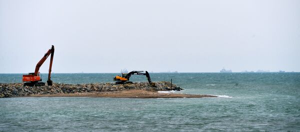 La construcción del puente de Kerch en Crimea La construcción del puente de Kerch en Crimea - Sputnik Mundo