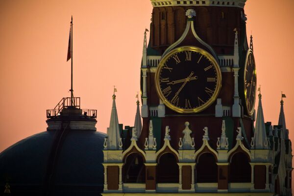 Torre del Salvador en el Kremlin de Moscú - Sputnik Mundo