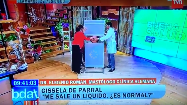 Una modelo se desmaya durante un matinal en Chile Una modelo se desmaya durante un matinal en Chile - Sputnik Mundo