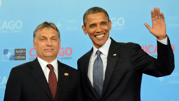 Barack Obama con el primer ministro húngaro Víctor Orban - Sputnik Mundo