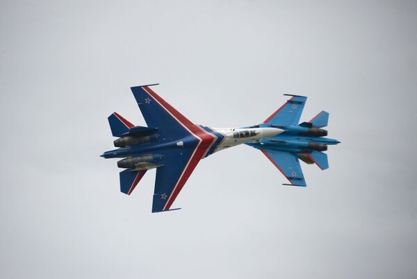 El arte de volar: aniversario de los grupos Strizhí y Vítiazi - Sputnik Mundo