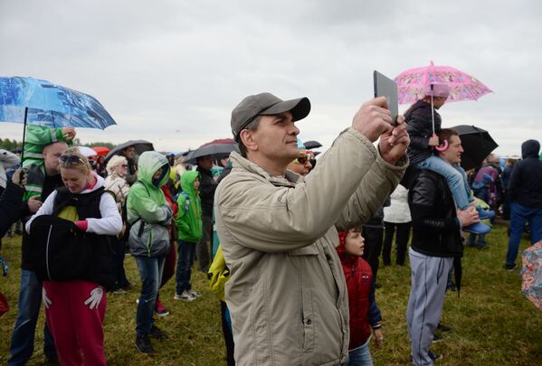 El arte de volar: aniversario de los grupos Strizhí y Vítiazi - Sputnik Mundo