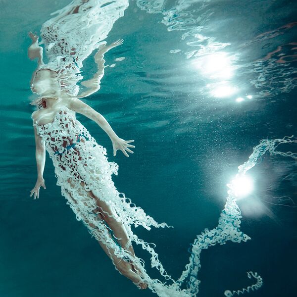 Las sirenas modernas: el hipnotizante arte submarino - Sputnik Mundo