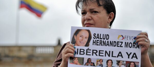 Demonstración en Bogotá para la liberación de la periodista española Salud Hernández Mora - Sputnik Mundo