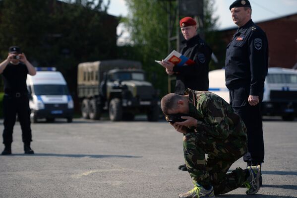 Las difíciles pruebas para alcanzar el máximo nivel de las Fuerzas Especiales de Rusia - Sputnik Mundo