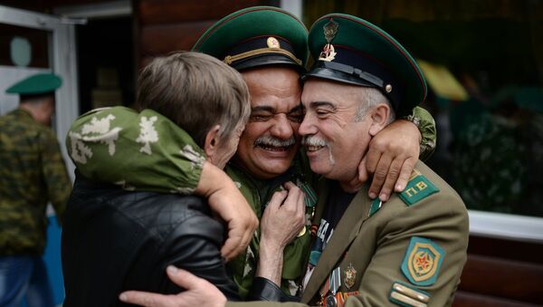 El Día de los Guardias de Fronteras - Sputnik Mundo