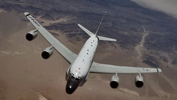 Un avión espía RC-135 - Sputnik Mundo
